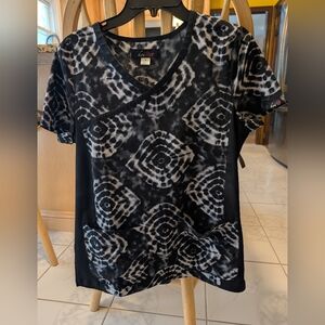 Black & White Tie-Dye Print Scrub Top